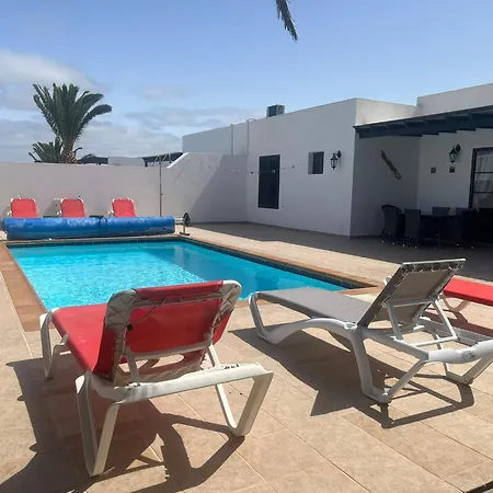 Three Palms Villa,