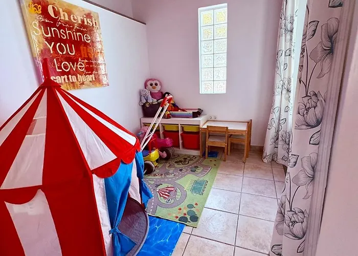 Three Palms Villa, Villa Playa Blanca (Lanzarote)